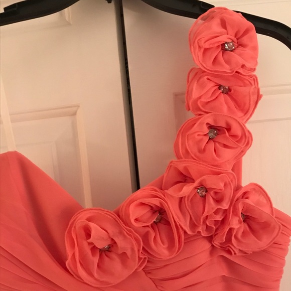 Prom Dress - Picture 2 of 4